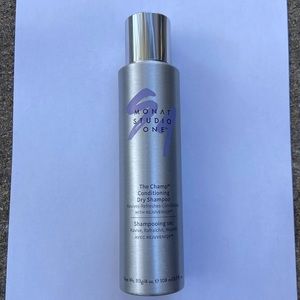 The Champ Dry Shampoo